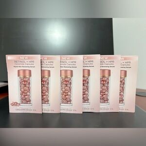 6 pack Elizabeth Arden renewing serum capsules 7